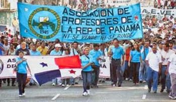 Sin  unidad de DM/ LF, hoy HM fuera el Presidente para desgracia de todos.