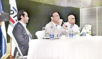 Director OISOE insta ingenieros y contratistas agilizar los trabajos de construcción