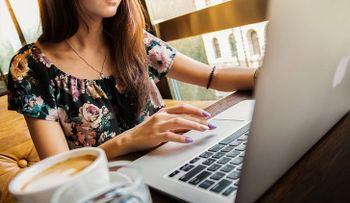 Científicos revelan cómo el carácter de las mujeres influye en sus ingresos