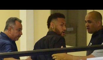 Neymar culpa a la mujer que lo acusa de violación,  porque "me pedía más y más"