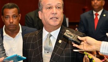 Pared dice que acuerdo para permitir la reelección de DM tiene carácter estatutario