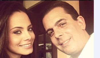 Ex-novio le quita el carro a Dalia Fernández. A cojer OMSA