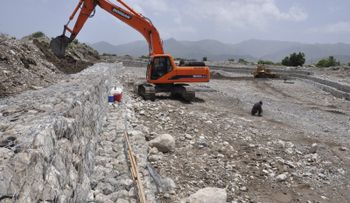 Director INDRHI resalta avance trabajos  obras control de inundaciones Yaque del Sur
