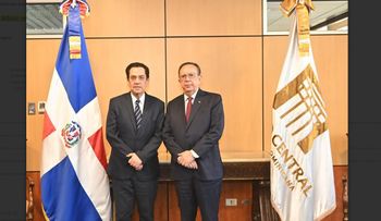 Valdez Albizu recibió la visita embajador Tony Raful y estudiantes meritorios de origen dominicano en España