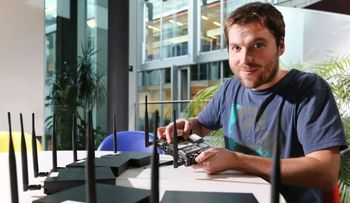 Un estudiante crea un algoritmo que aumenta hasta 7 veces la velocidad tu WiFi