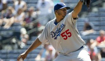 Dodgers deja fuera de roster pitcher dominicano Roberto Hernández
