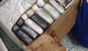  Decomisan 91 paquetes de droga en avión que iba para París 