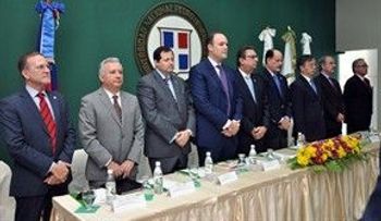Ministro de Industria y Comercio: Gobierno está haciendo lo que nunca se ha hecho en materia de crédito a PYMES 