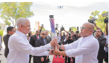 Senado recibe antorcha de los Juegos Centroamericanos 2026