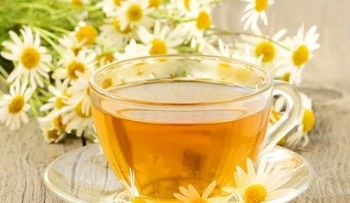 Razones para decirle sí al té de manzanilla