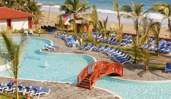 Reconocen calidad de servicios  del hotel Viva Wyndham Tangerine
