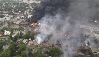 Suben a 5 cantidad de muertos y 40 los desaparecidos en accidente de tren en Canadá