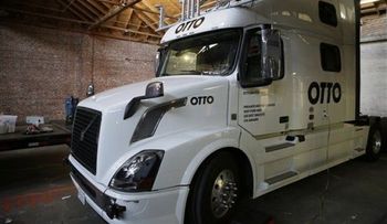 ¿Camiones que se manejan solos mientras el chofer duerme?