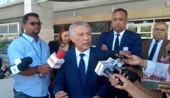  Angel Lockward se defendió como un "gallo" y luego cantó como una "gallina"