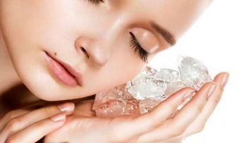 Hielo en tu rutina de belleza