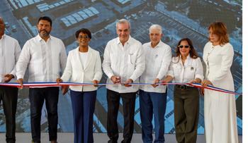 Luis Abinader inaugura moderno mercado municipal en Higüey
