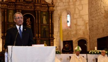 Simón Lizardo resalta liderazgo de Banreservas, en conmemoración 76 aniversario institución