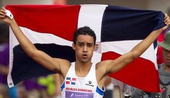 Luguelín y relevo 4x100 ganan carreras en el Edmonton Internacional