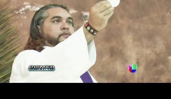Un sacerdote "parecido a Jesús", causa revuelo: dice que la sexualidad es muy hermosa y cuenta un chiste erótico