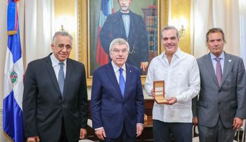 Presidente del COI Thomas Bach agradece al presidente Abinader por el respaldo al deporte