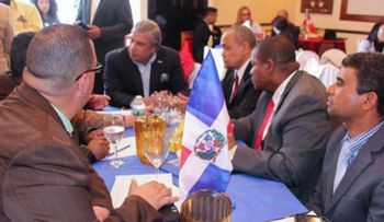 Consulado de RD en NY apela deportaciones de siete dominicanos   