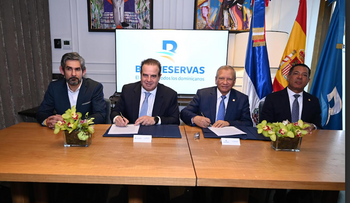 Banreservas y CaixaBank renuevan acuerdo de remesas