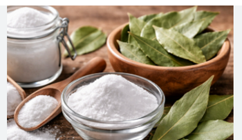 Mezcla de laurel y bicarbonato: el truco casero para limpiar y eliminar olores