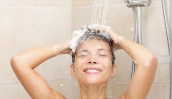 ¿Por qué es bueno bañarse con agua fría?