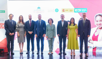 Gobierno y sector privado impulsan liderazgo femenino
