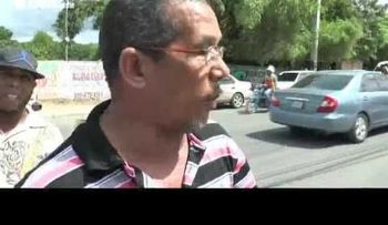 Cientos de personas se quedan sin servicio de transporte público en Santiago