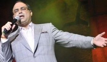 Gilberto Santa Rosa celebra su cumpleaños en el Nuryn Sanlley