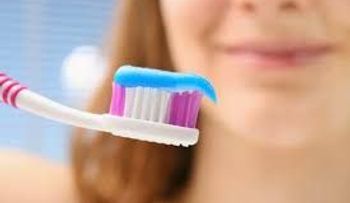 Tu cepillo dental puede tener 10 millones de baterías hasta fecales; guácala