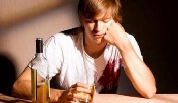 Hombres: Beber mucho alcohol reduce la posibilidad de ser padres