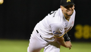 Aguilas ganan un juego disputado a Gigantes