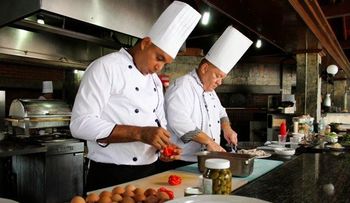 Alimentos fritos y guisados incide alta tasa obesidad en Venezuela