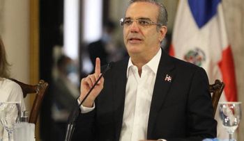 Abinader solicita al PRM no tocar tema de la reelección. "Estoy trabajando y no se puede hablar de eso"