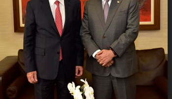 Gobernador Valdez Albizu recibe visita del ex presidente chileno Eduardo Frei