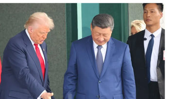 Xi y Trump conversan por teléfono por visita a China