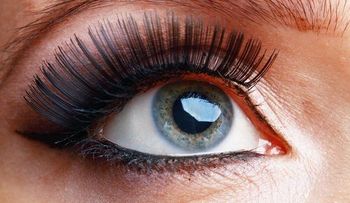 Errores de maquillaje que dan aspecto envejecido