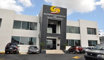 SIE ordena acreditar más de 8 millones a usuarios del servicio eléctrico