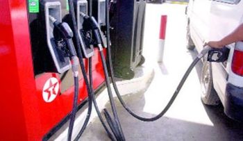 Aumentan entre RD$1 y RD$2.70 precios combustibles