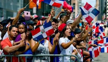Aumentarán el salario a dominicanos en Nueva York