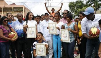 MJ lleva programa Mi Comunidad Joven al sector Enriquillo