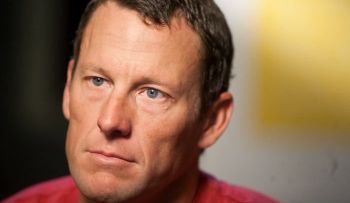 Prohíben que Armstrong participe en una carrera 