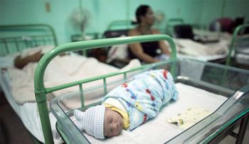 Bolivia, a punto de eliminar transmisión VIH de madre a hijo