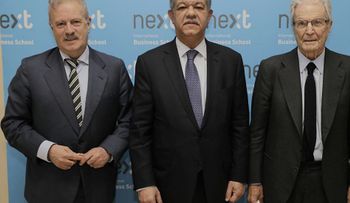 Leonel Fernández visita Next International Business School en España