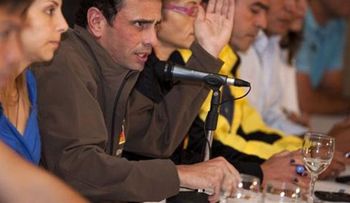 Oposición convoca a protesta contra Maduro