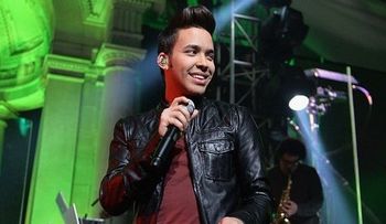 Prince Royce presenta a su otro yo en Double Vision