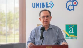 BCRD clausura diplomado económico en San Pedro de Macorís