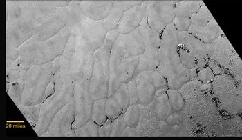 Plutón es un planeta joven y lleno de agua, revela la NASA
